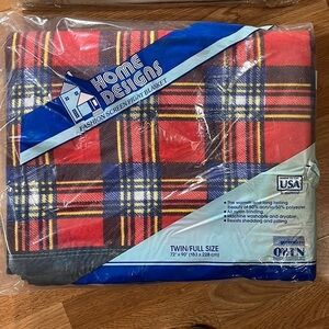 Vintage Owen Home Designs Red Tartan Plaid Blanket NIP Twin/Full Size 72" X 90"